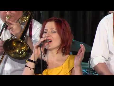 GlamBand - Open Arms - Kelli Uustani