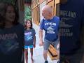 Bruce Willis dancing with his daughter—pure love! ❤️🕺 #brucewillis #beforeandafter #antesedepois