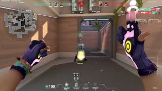 Spotlight Clip