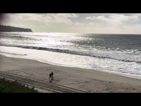 Hightide at RAT Beach, Cali