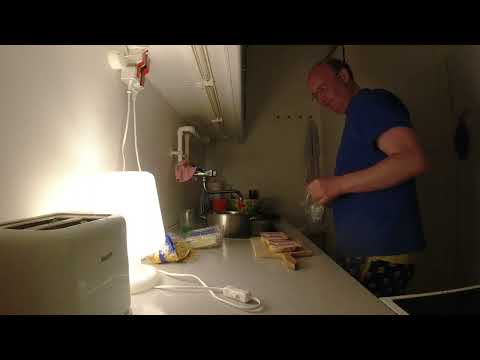 MongoTV_11954 - Min Aftensmad - Svensk Luksus TOASTBRØD Med OST og RULLEPØLSE