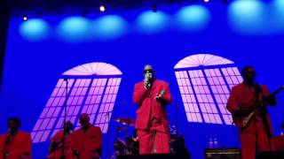 (I&#39;m Dreaming of a) White Christmas! The Blind Boys of Alabama Holiday Show 2016