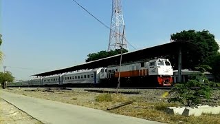 preview picture of video 'Kereta Api Jayabaya berjalan langsung Stasiun Lamongan'