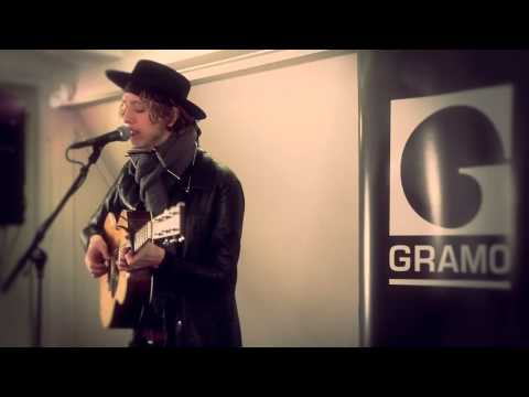 Jonas Alaska - October - Live @ Gramo