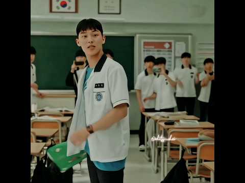 Suhoo aura moment 🥶🔥  #whc #edit #weakheroclass1 #weakhero #weakheroclass2 #,WHC #choihyunwook #kd