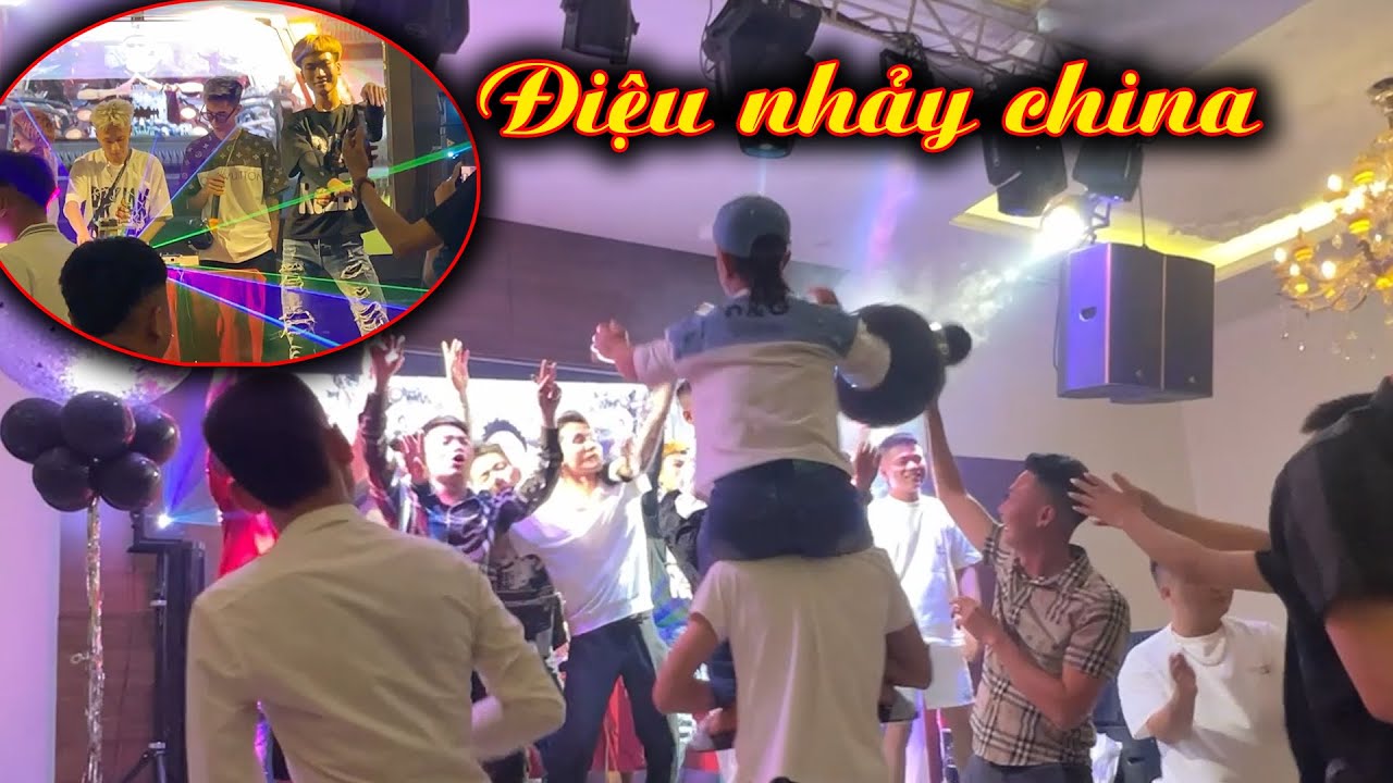 Đức Tướng Quân Đem Điệu Nhảy China Biểu Diễn Sinh Nhật Hoàng Em