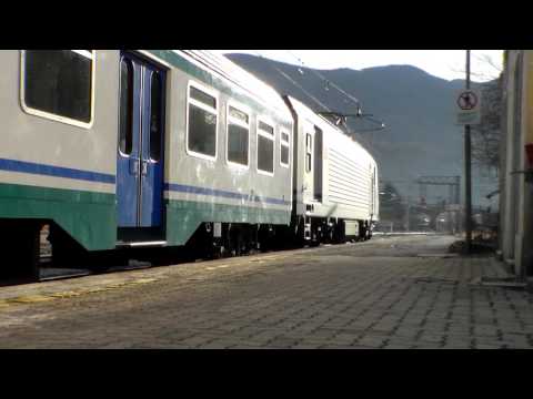 REGIONALE ARRIVO E PARTENZA : STAZIONE DI ROBILANTE (CN) 24 - 1 - 2016.