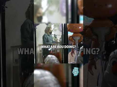 Postmates guys scares Kristen Bell