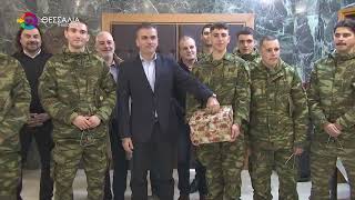 ΤΑ ΚΑΛΑΝΤΑ ΣΤΟΝ ΔΗΜΑΡΧΟ ΛΑΡΙΣΑΙΩΝ ΘΑΝΑΣΗ ΜΑΜΑΚΟ - ΤΟ ΧΡΙΣΤΟΥΓΕΝΝΙΑΤΙΚΟ ΜΗΝΥΜΑ  24 12 2025