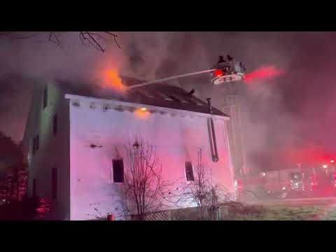 1/1/2023 2nd alarm fire Wilmington Ma ,dispatch and fireground video 294 A Lowell Rd
