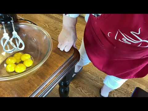 Chocolate Roll - Tunes and Wooden Spoons - Episode 77