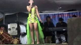 Download lagu Disana Menanti Disini Menunggu Ukays (Bukan OM Sera/ OM Sagita) mp3