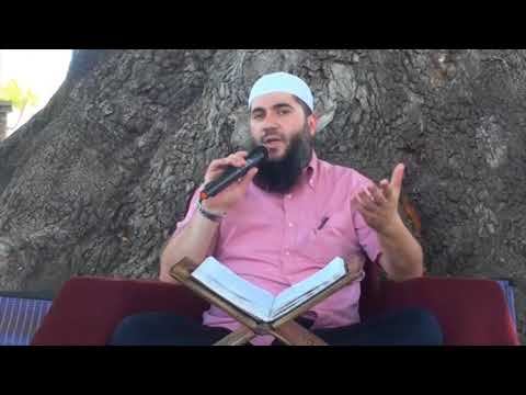 Fotografitë në dhomë - Hoxhë Muharem Ismaili