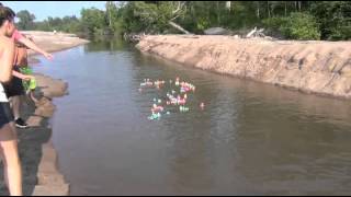 preview picture of video '2014 Herbster Wisconsin Duck Race'