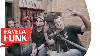 MC WM e MC Marks - Um Favelado Todo Errado Que Te Ama (WebClipe Oficial 2018)