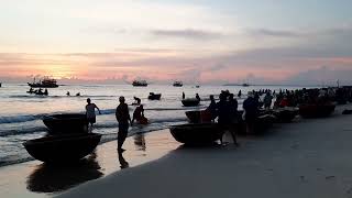 Vinh Tay Hot Boy. Quang Nam 2020. Biển và Bác Ngư Dân 