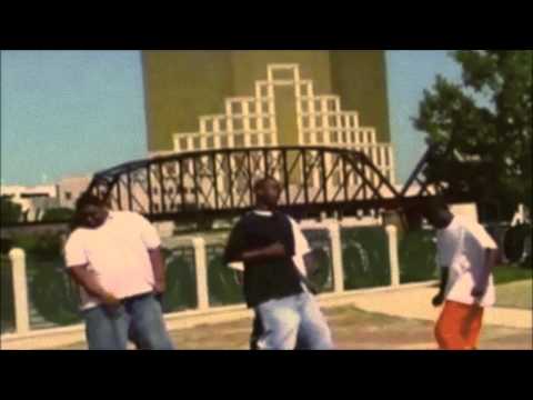 BERNIE - KILLA KAM ft. (SS, SKOO BOII & YOUNG ACE)