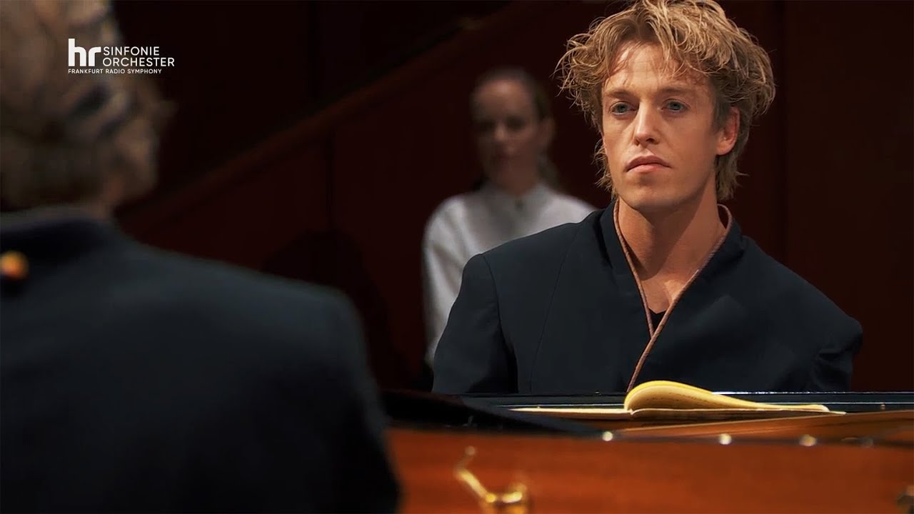 Saint-Saëns: Der Karneval der Tiere ∙ hr-Sinfonieorchester ∙ Lucas & Arthur Jussen ∙ Alain Altinoglu