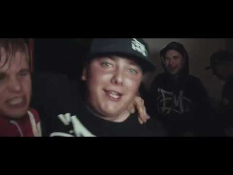 FÖLDALATTI MOZGALOM - SZENVEDÉLYBETEG