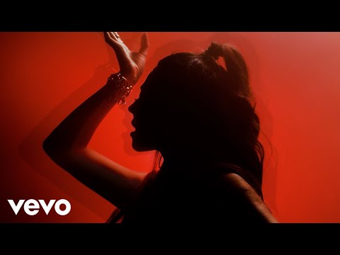 Daniela Castillo, Franco El Gorila - Nada de Na (Official Video)