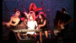 Emma Dean -  "Sharks" (Woodford 2009/10)