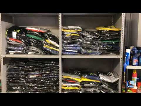 Castel San Giovanni, i volontari ripuliscono il busto di Garibaldi