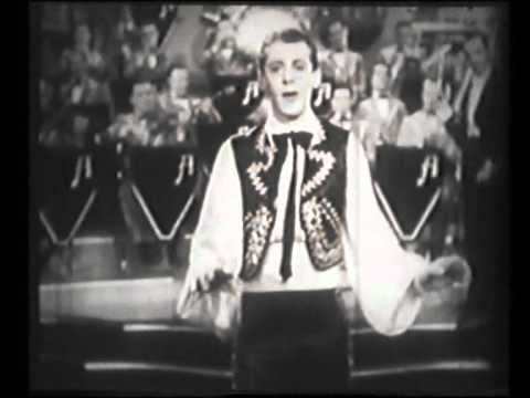 Bert Ambrose & Orchestra (vocalist Donald Stewart) "South American Joe" 1936