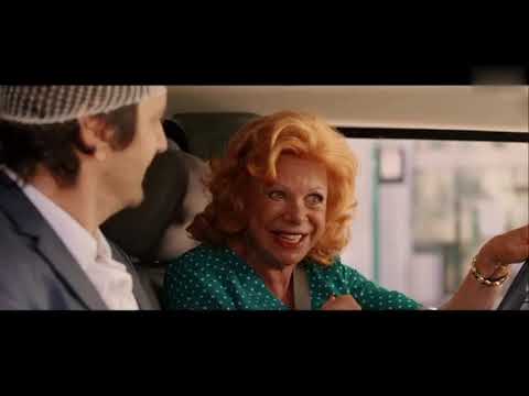 Sandra Milo in ... ''Happy Family'' (2010)