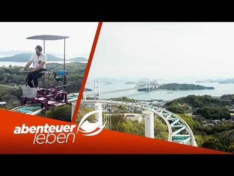 Langsamste & gruseligste Achterbahn der Welt: Nervenkitzel garantiert | Abenteuer Leben | kabel eins