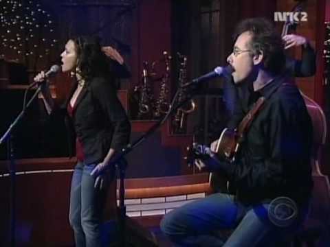 Little Willies (Norah Jones) - It's Not You, It's Me (live, Letterman, 2006)