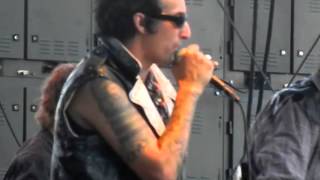 Sponge live 2012 Detroit GM rockin on the riverfront &quot;Have you seen Mary&quot;