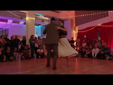 Kira Makarova and Serdar Omer - Otra noche