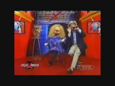 Pedro Julio Serrano (El gay) VS. Héctor Travieso - SuperXclusivo La Comay