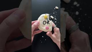 Yellow or pink? Guess the color!