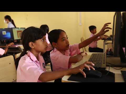 Aula de PC na pesquisa da JICA no Camboja