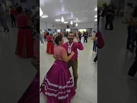 nos idosos da cidade Norte em Dois Vizinhos no Paraná.Brasil #shotrs #baile #dancarinos #dança