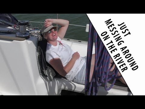 SAILING FUN WITH FRIENDS ON THE RIVER MEDWAY