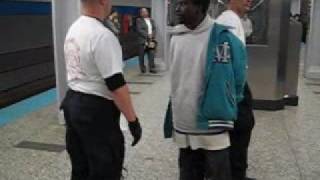 preview picture of video 'GUARDIAN ANGELS ARREST 10/10/08 CHICAGO SUBWAY'
