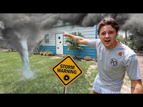 TORNADO WARNING at My BackYard FARM!! (bad news)