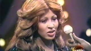 Ike &amp; Tina Turner - Sexy Ida (Live) + interview
