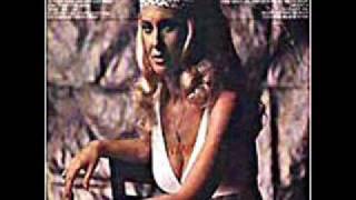 TAMMY WYNETTE - LOVING YOU I DO