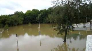 preview picture of video 'Prince George's County Administration Building Building Flooded 9/8/2011'