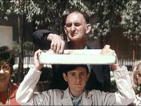 La Cabina ReCut Comedia Familiar