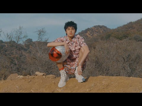 Warren Hue - WEST (Official Music Video)