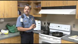 preview picture of video 'Preventing Kitchen Fires'