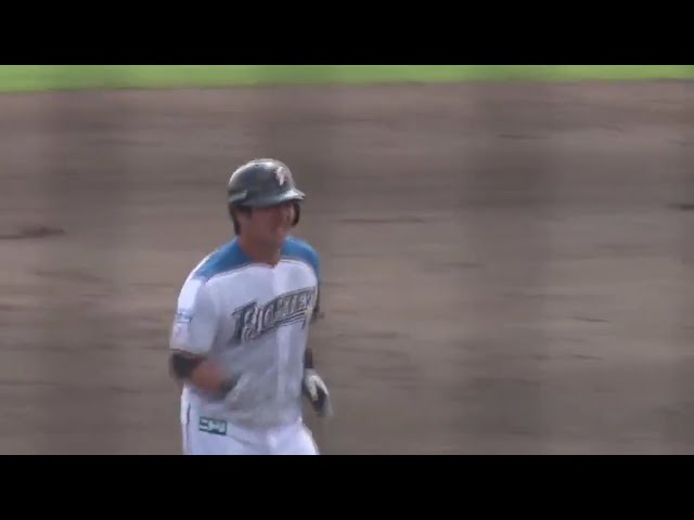 【春季キャンプ】ファイターズ・横尾の左中間への2ランホームラン!!