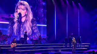 Sober Kelly Clarkson Live Las Vegas 2023 12.30.2023