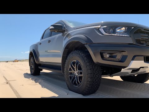 2018 Ford Ranger Raptor FOX Shocks closer look.