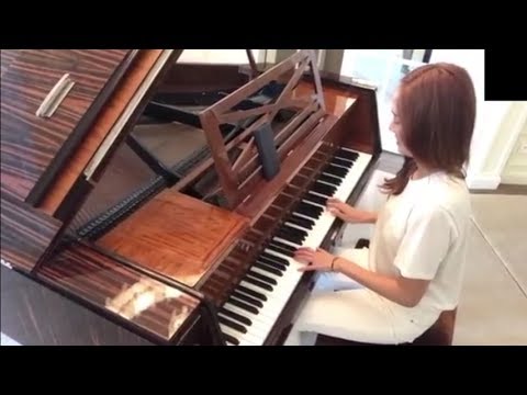 [ENGSUB] 170709 Jessica plays piano in Paris