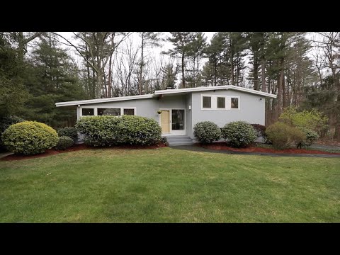 27 Hayden Lane, Bedford MA - Updated Mid-Century Modern